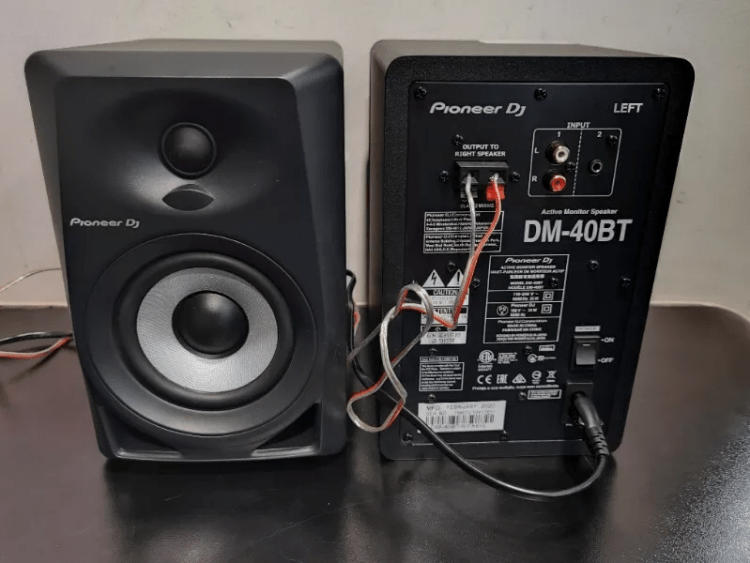 Pioneer DJ DM-40BT Studio Monitor